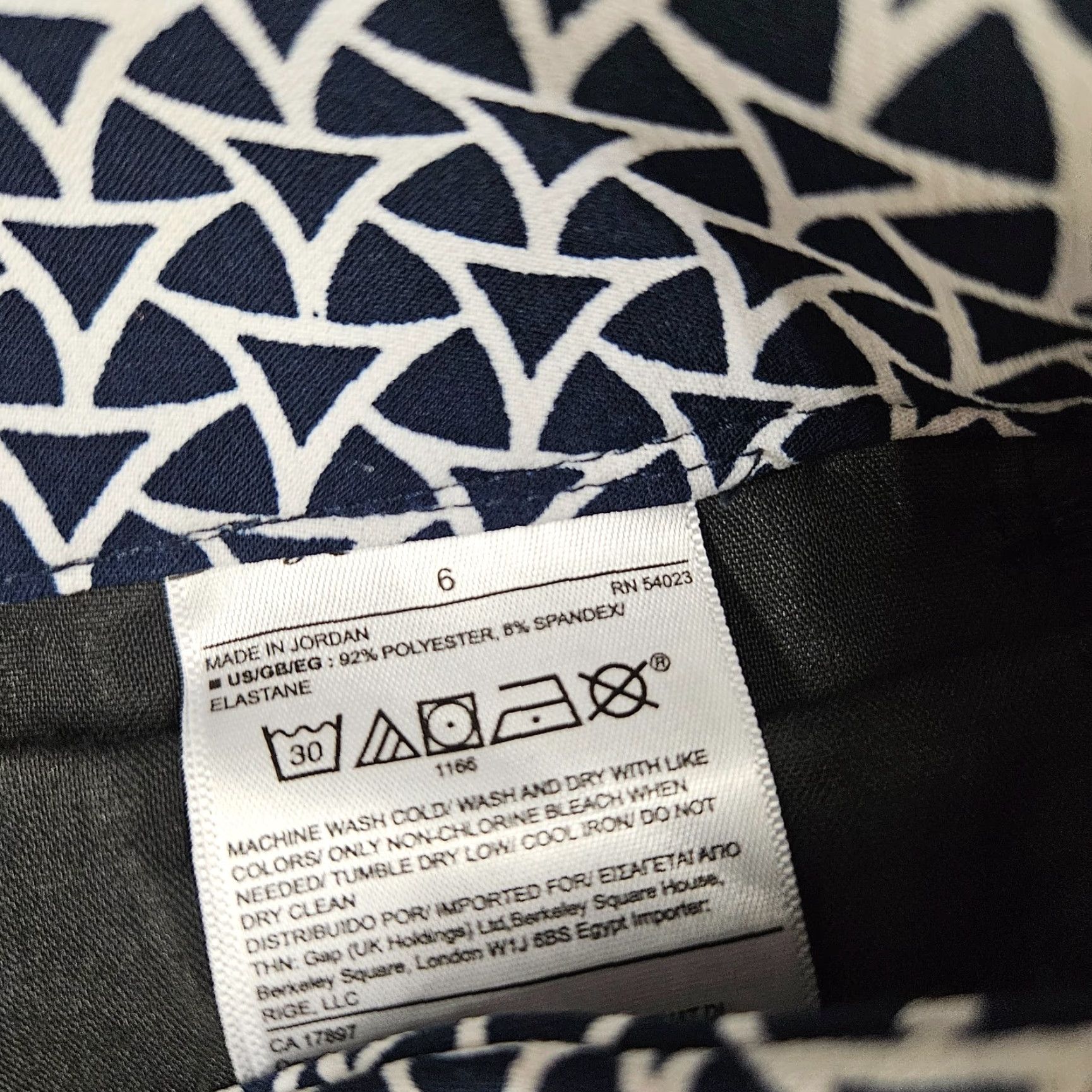 Banana Republic Banana Republic Womens Shorts Sz 6 Blue White Printed Side Zip Mid Rise Casual Colorful - Womens Size 28" / US 6 / IT 42 - 4 Thumbnail