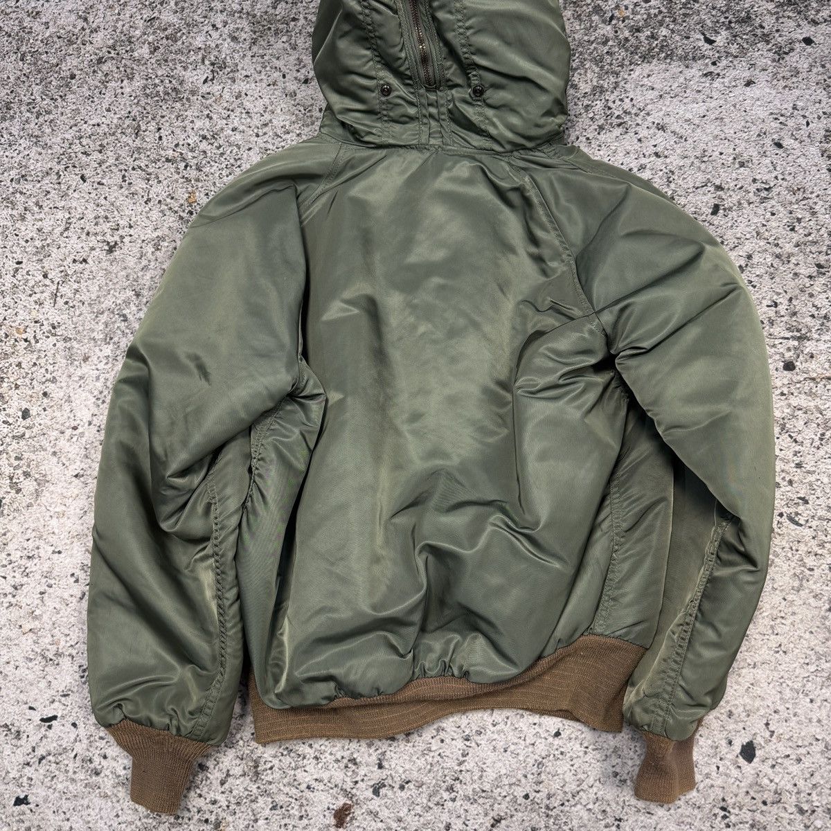 Vintage Vintage 80s USAF N-2B Heavy Flying Hooded Bomber Jacket Size US M / EU 48-50 / 2 - 12 Thumbnail
