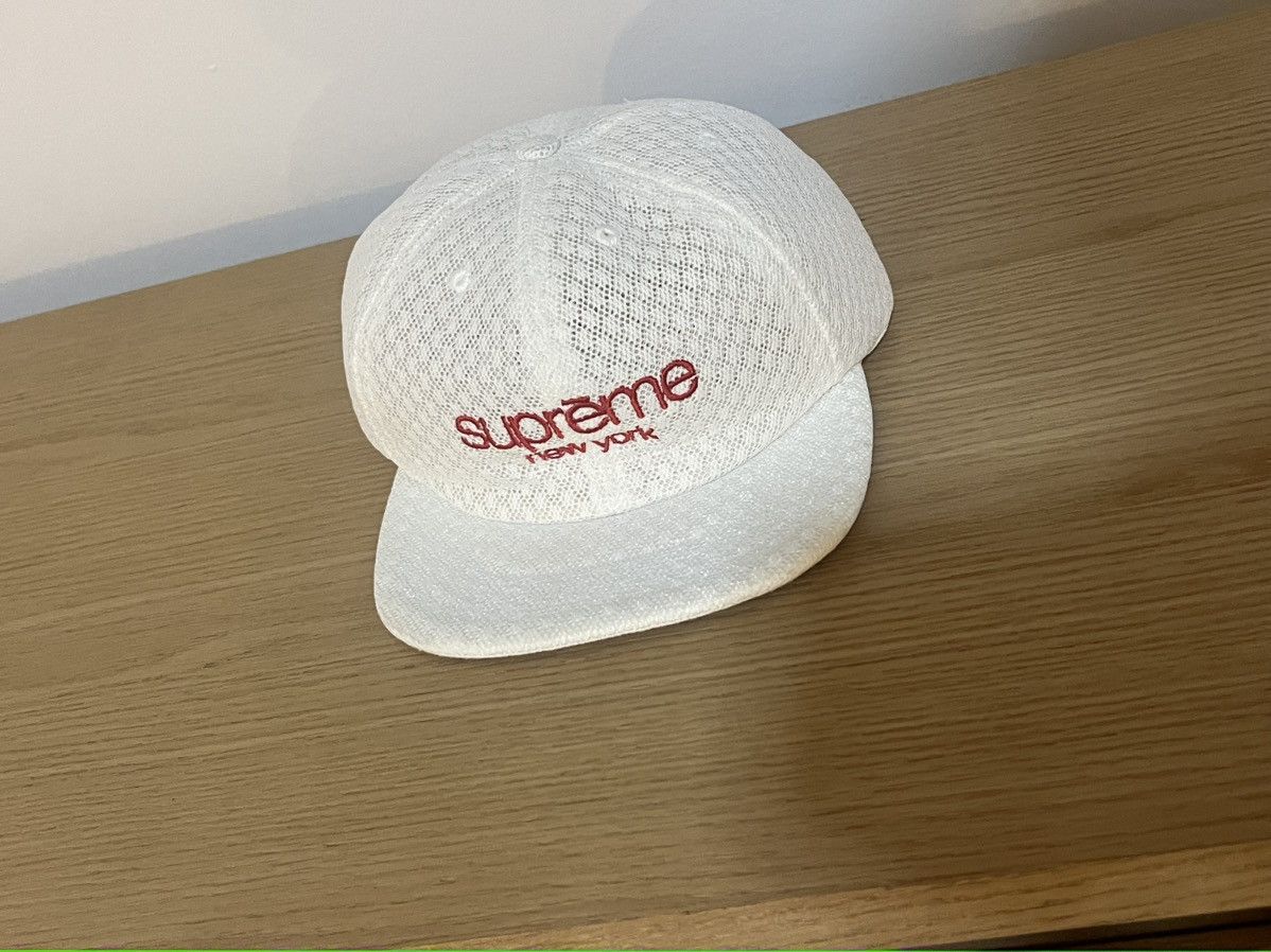Supreme Supreme Classic logo Air Mesh 6 panel White Size ONE SIZE - 3 Thumbnail