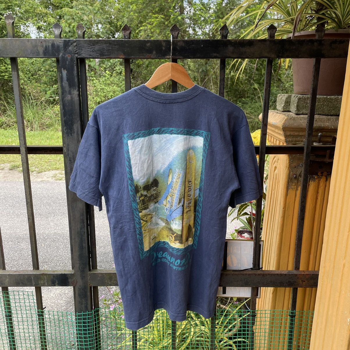Vintage 🔥Vintage 90s Dreamworld Australia Gold Coast Surf Skate Tee Size US M / EU 48-50 / 2 - 2 Thumbnail