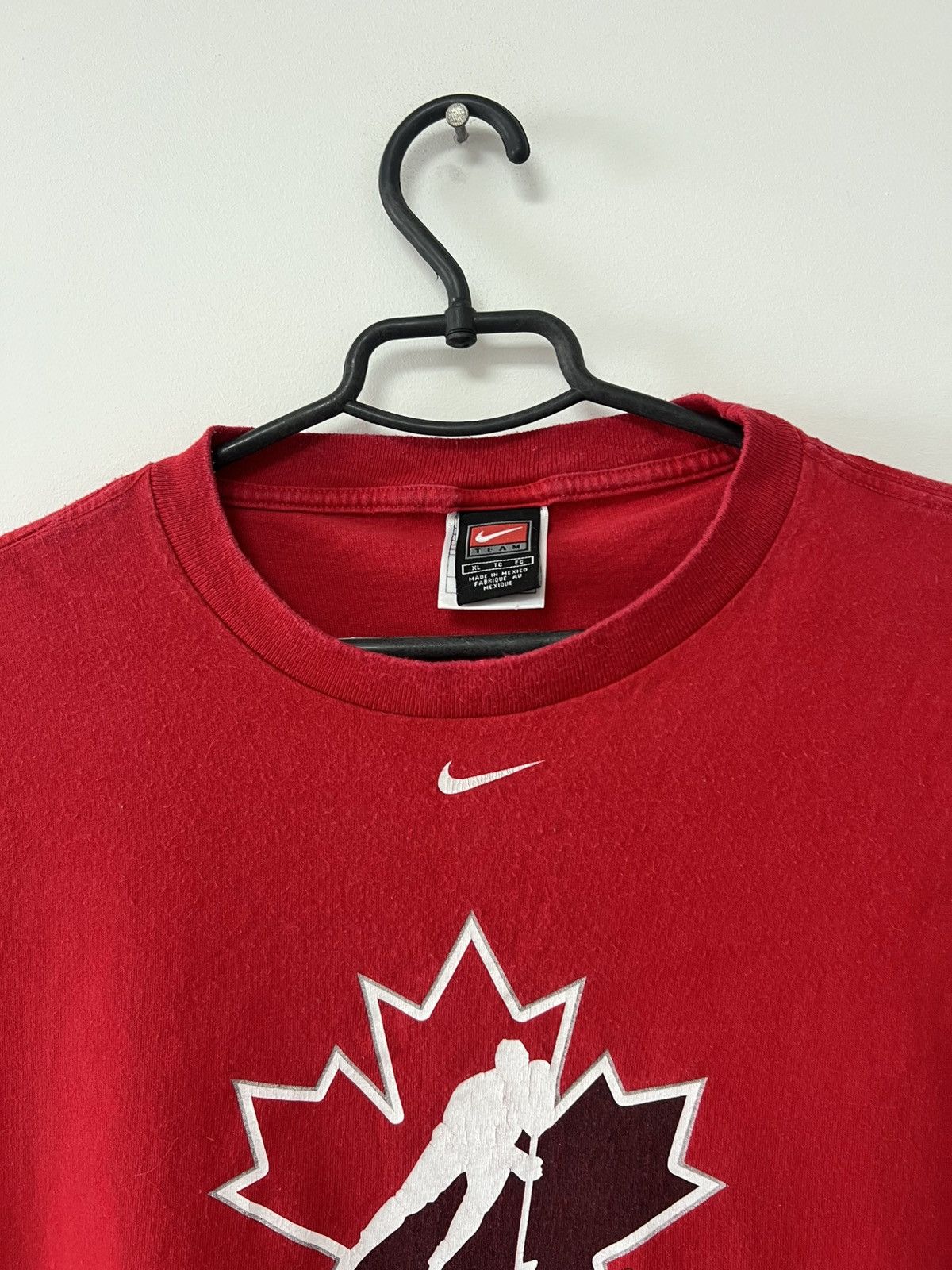 Nike Vintage 90’s Canada Ica Hockey T shirt Nike Team Red sz XL Size US XL / EU 56 / 4 - 7 Thumbnail