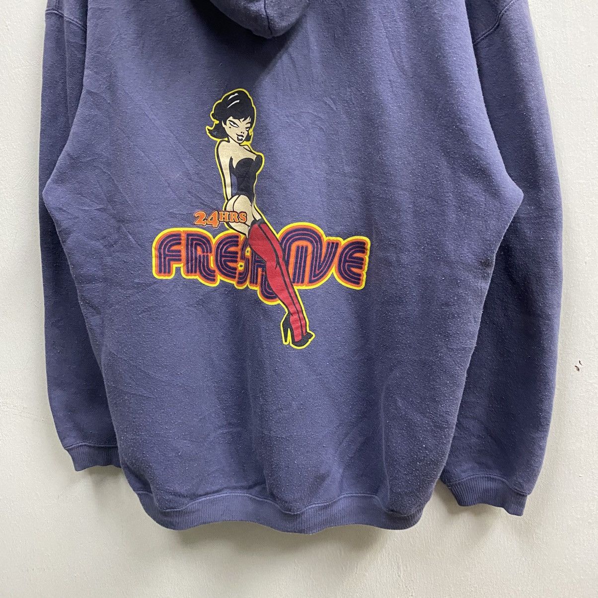 Freshjive VINTAGE‼️24HRS Freshjive Sexy Women Pullover Hoodie Size US L / EU 52-54 / 3 - 4 Thumbnail