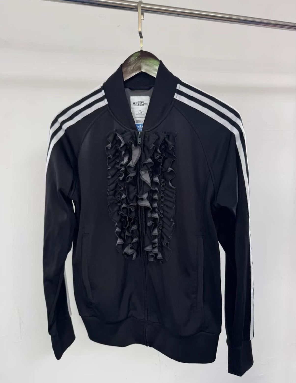 Adidas Adidas Originals x Jeremy Scott Ruffled Jacket K37 Size M / US 6-8 / IT 42-44 - 1 Thumbnail