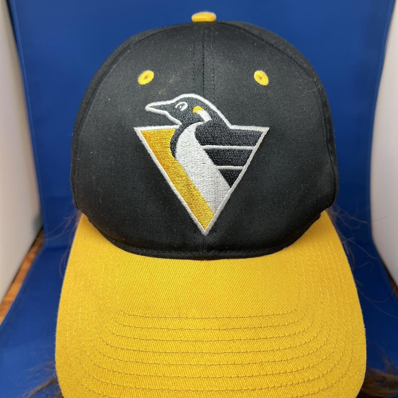 NHL Vintage Black and Yellow Penguin Baseball Cap Size ONE SIZE - 2 Thumbnail