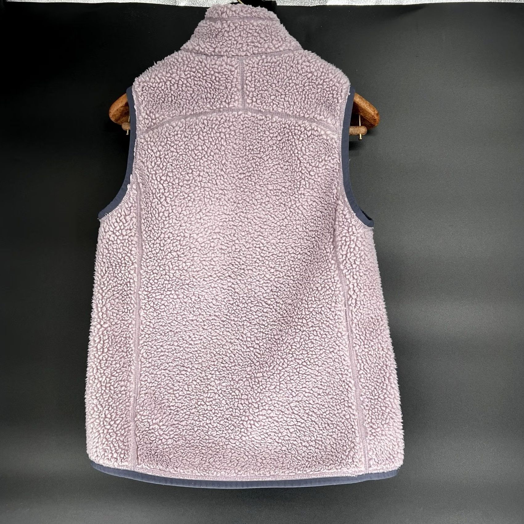 Vintage VINTAGE LL Bean Mountain Pile Vest Womens Small Lavender Sherpa Fleece Full Zip Hiking Size S / US 4 / IT 40 - 7 Thumbnail