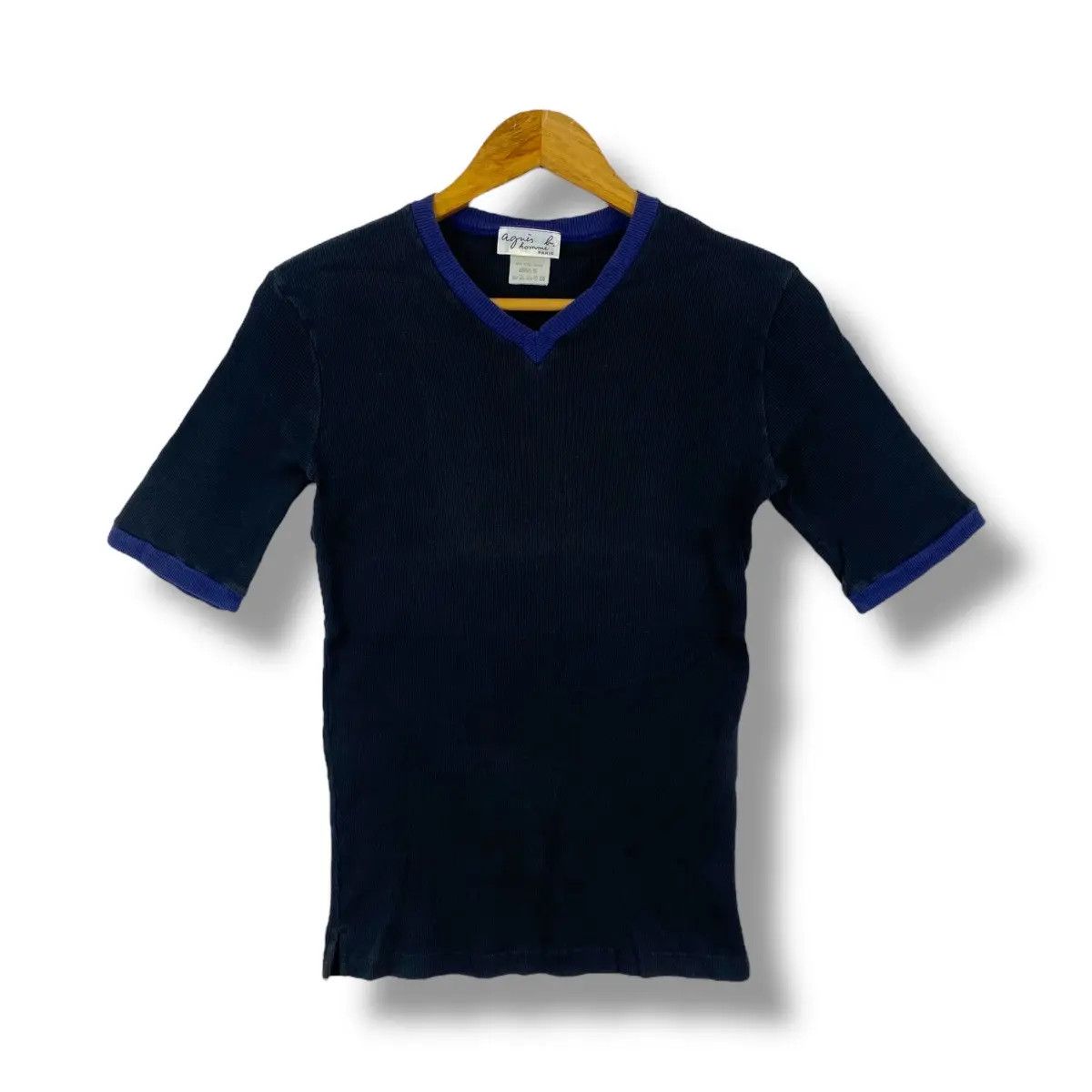agnes b. Vintage AGNES B. Homme Paris Stretchable V-neck Tee Shirt Size S / US 4 / IT 40 - 1 Thumbnail