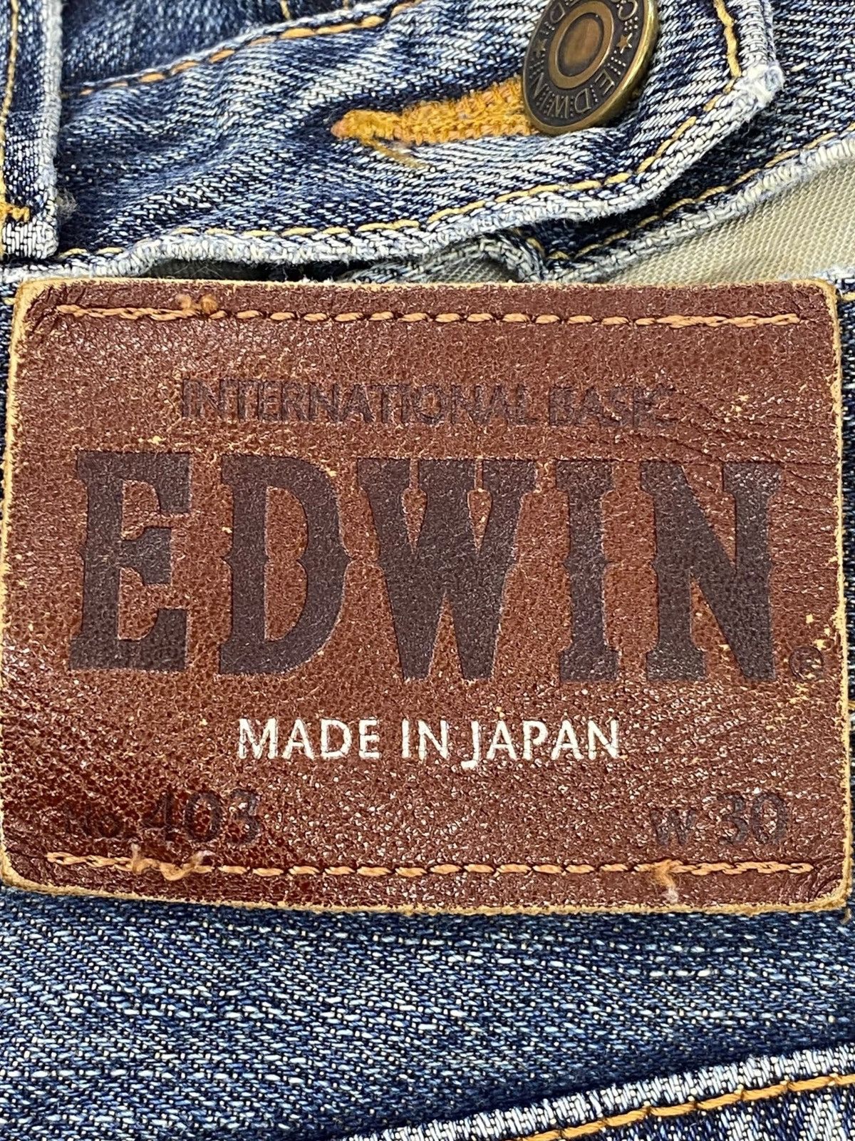 Edwin Edwin Light Wash Whiskered Straight Leg Style Jeans Size US 31 - 11 Thumbnail