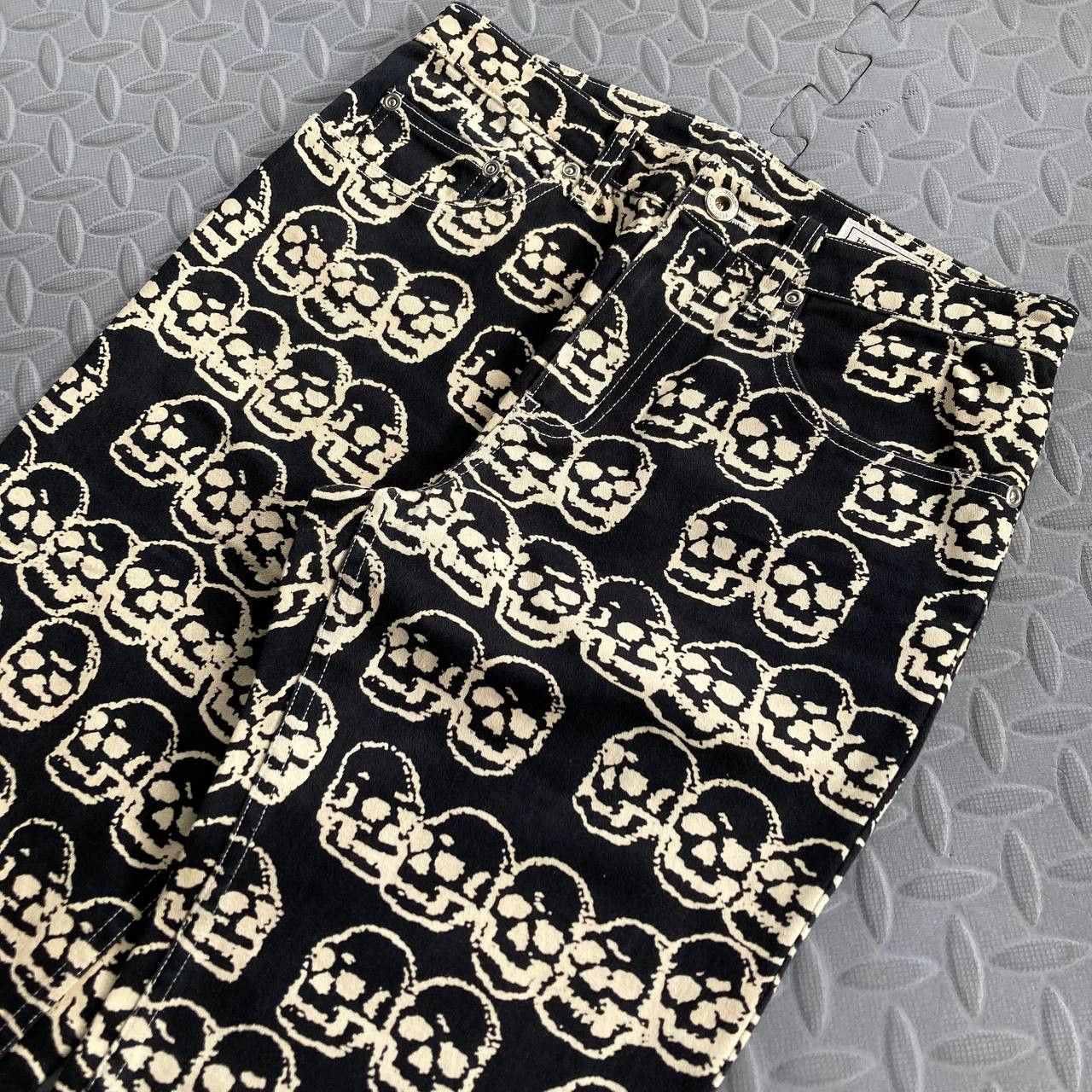 Vintage 1998 Skulls Print Pants