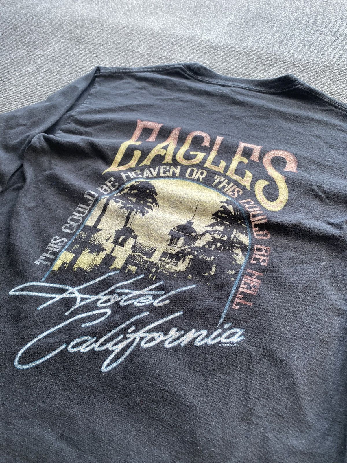 Band Tees 🔥Eagles Hotel California Band Tour Tee Long sleeve vntg Size US S / EU 44-46 / 1 - 3 Thumbnail
