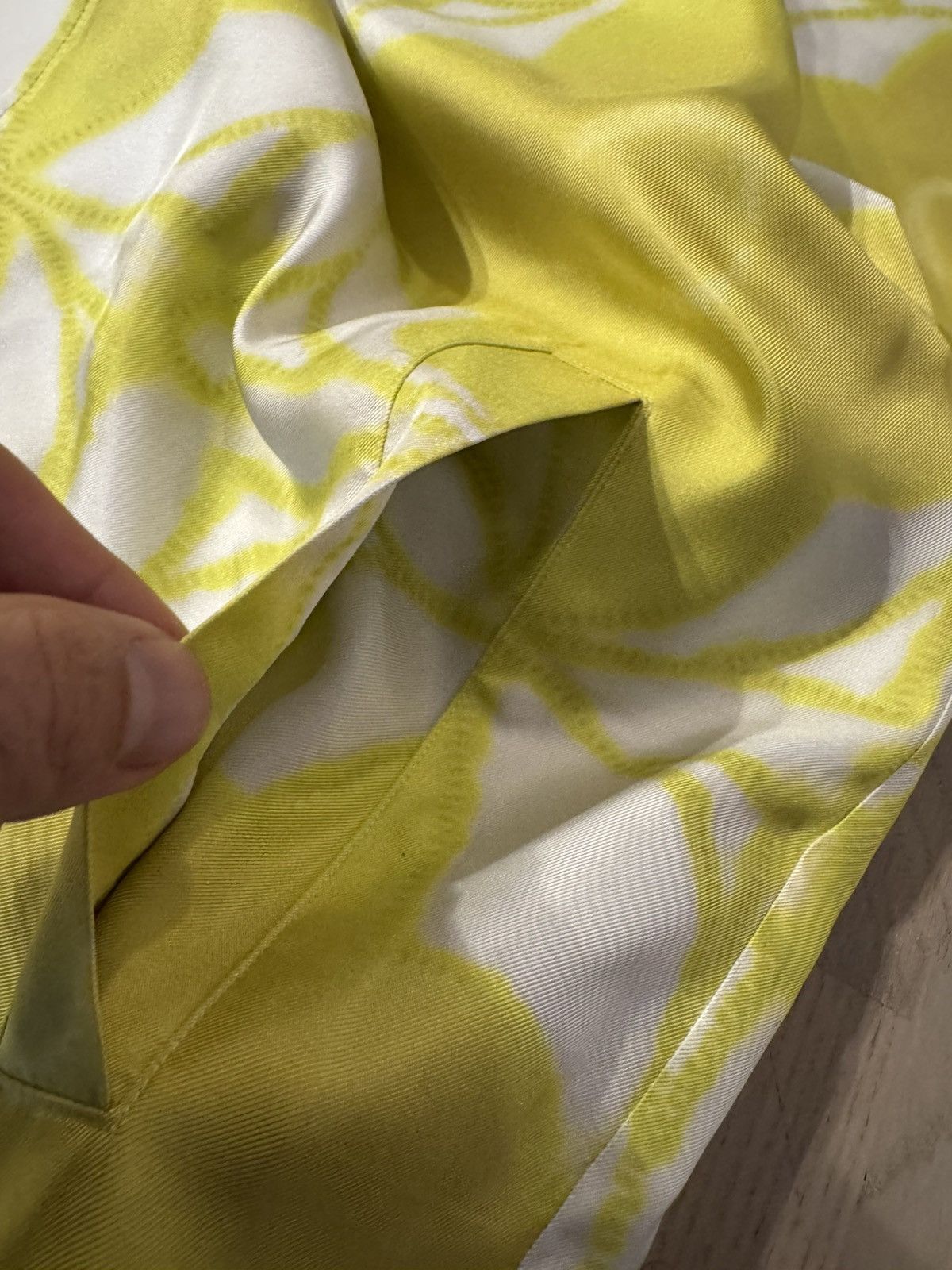 Louis Vuitton LOUIS VUITTON LV SHIBORI shirt see photos for tape measureme Size US M / EU 48-50 / 2 - 12 Thumbnail