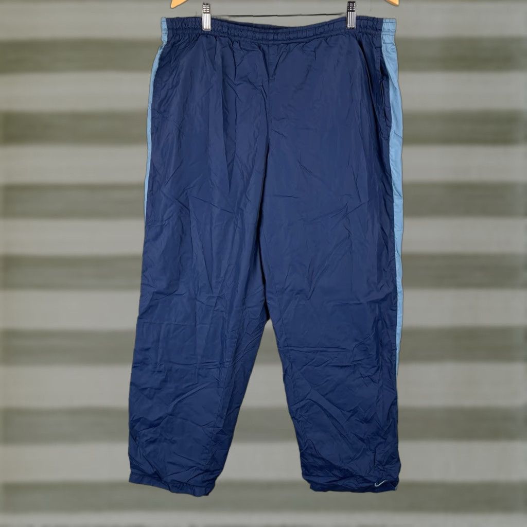 Nike VINTAGE Nike Track Pants Mens L Navy Stripe Jersey Lined Windbreaker 90s Y2K Nike Air Size US L / EU 52-54 / 3 - 1 Thumbnail