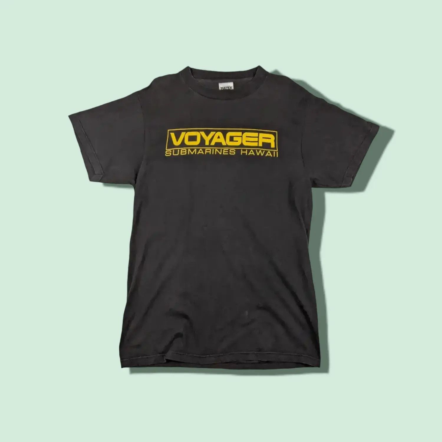 Tultex Vintage 2000's VOYAGER SUBMARINES Hawaii T-Shirt Size US M / EU 48-50 / 2 - 1 Thumbnail