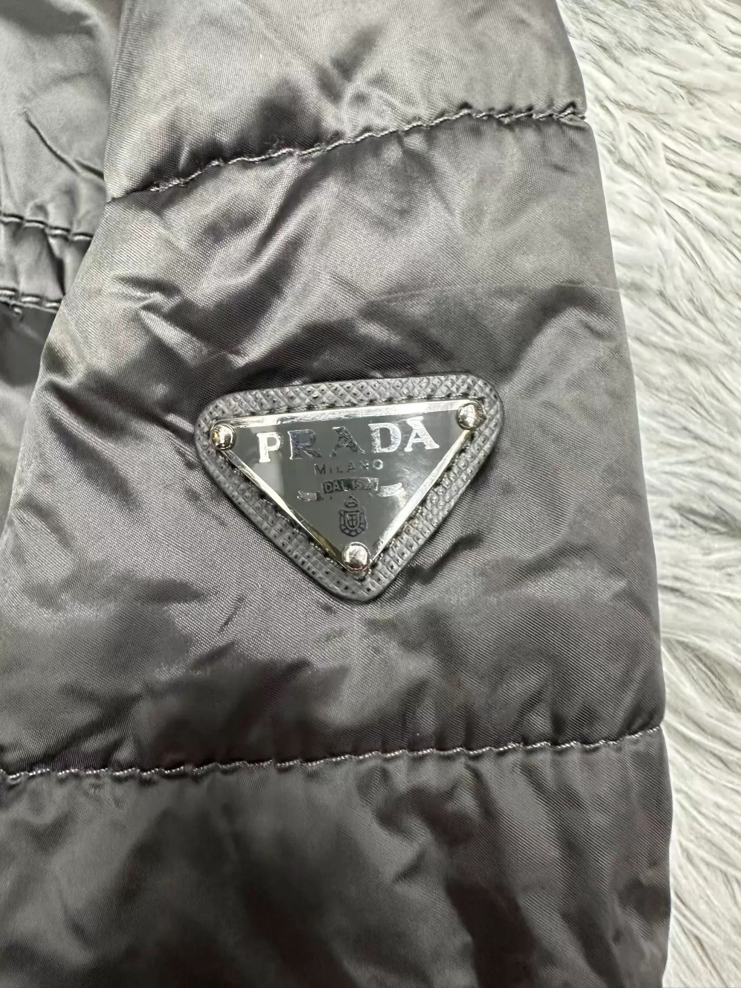 Prada Prada Nylon Tri Logo Padded Jacket 44 Worn Once, Like New Size US S / EU 44-46 / 1 - 2 Thumbnail