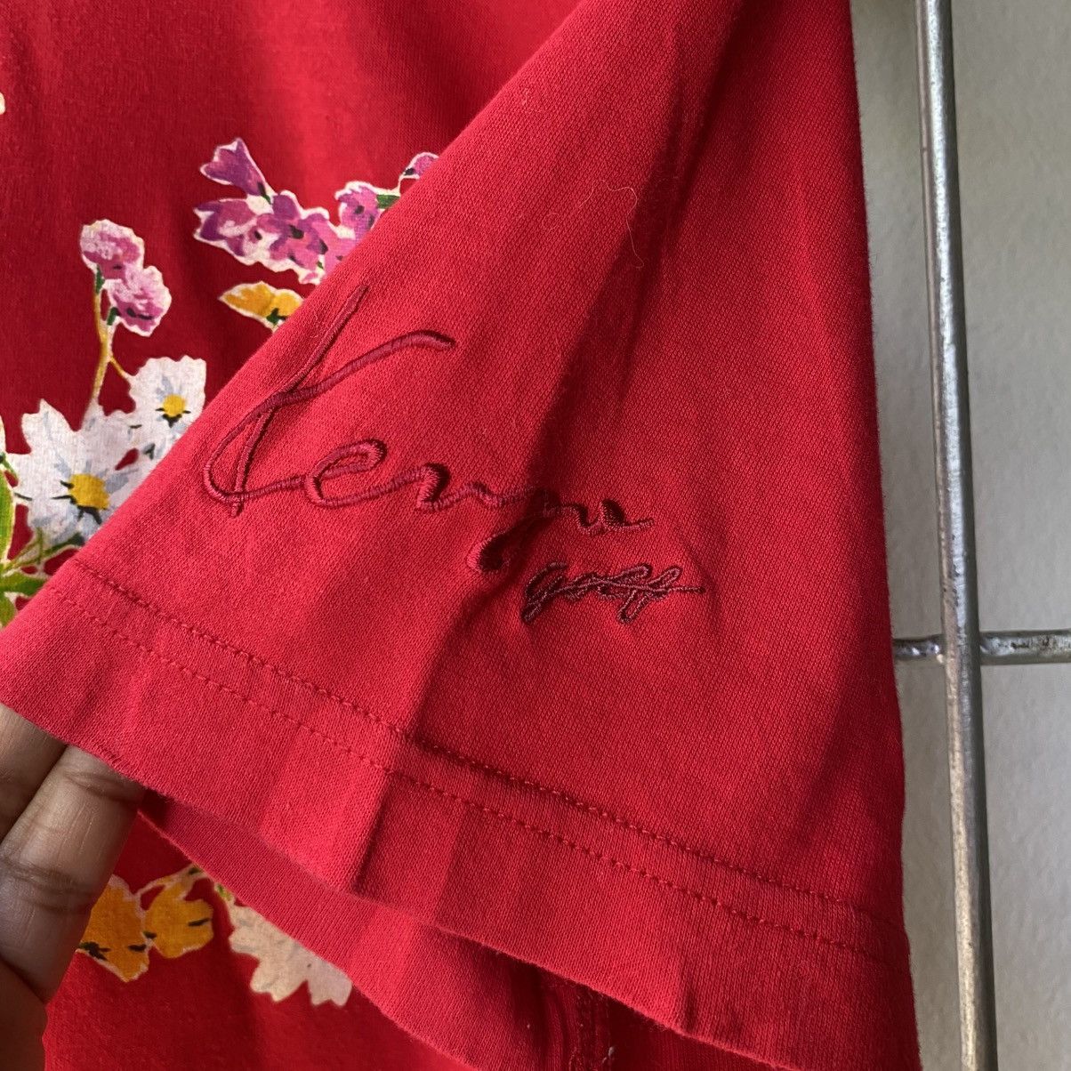 Kenzo KENZO Red Floral Print Tee Size XS / US 0-2 / IT 36-38 - 15 Thumbnail