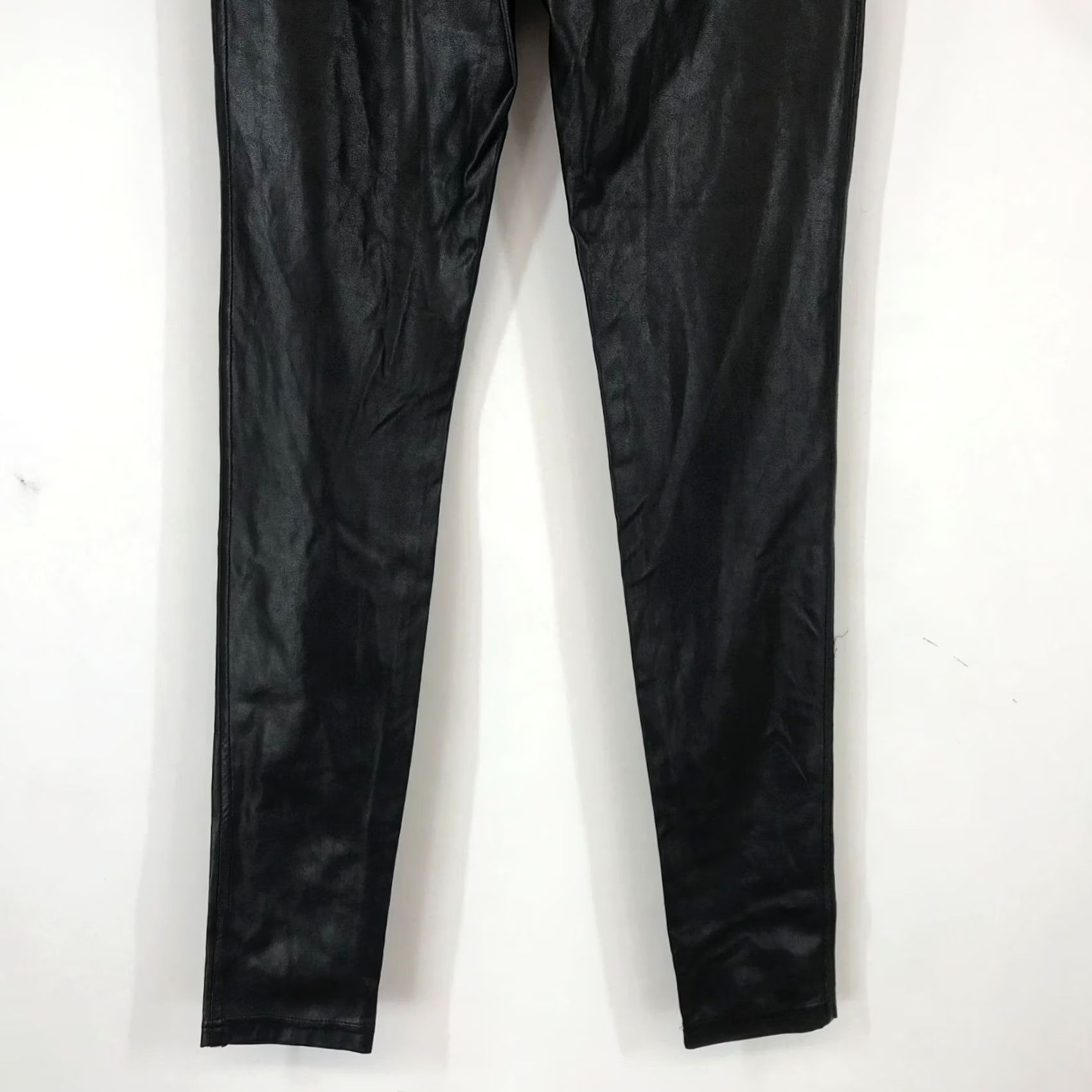 Vintage WILFRED Women's Black Nylon Faux Leather Button Waist Pants 2 Size 26" / US 2 / IT 38 - 6 Thumbnail