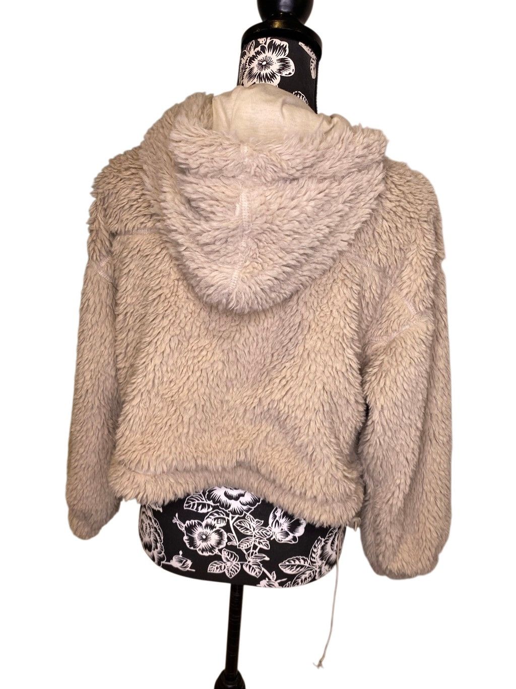 Bdg Nwt BDG Urban Outfitters Sherpa Fleece Hoodie Jacket Cropped Size S / US 4 / IT 40 - 2 Thumbnail