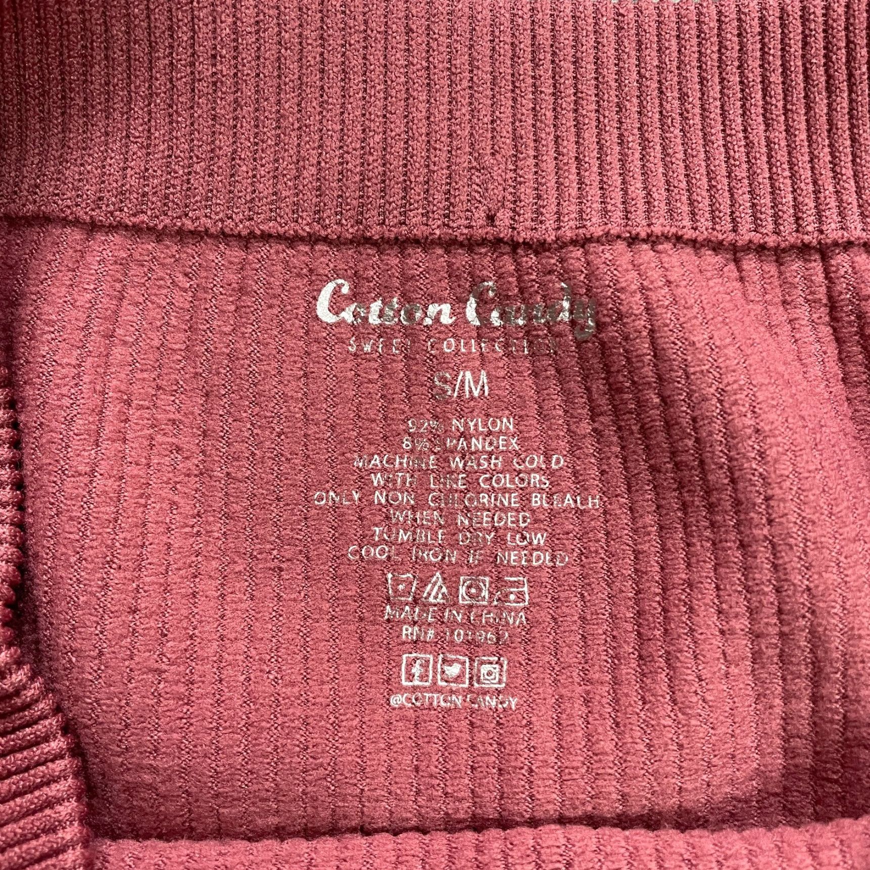Pinko COTTON CANDY Juniors M Pink Cropped Leggings Athletic Yoga Activewear Size 32" / US 10 / IT 46 - 3 Thumbnail