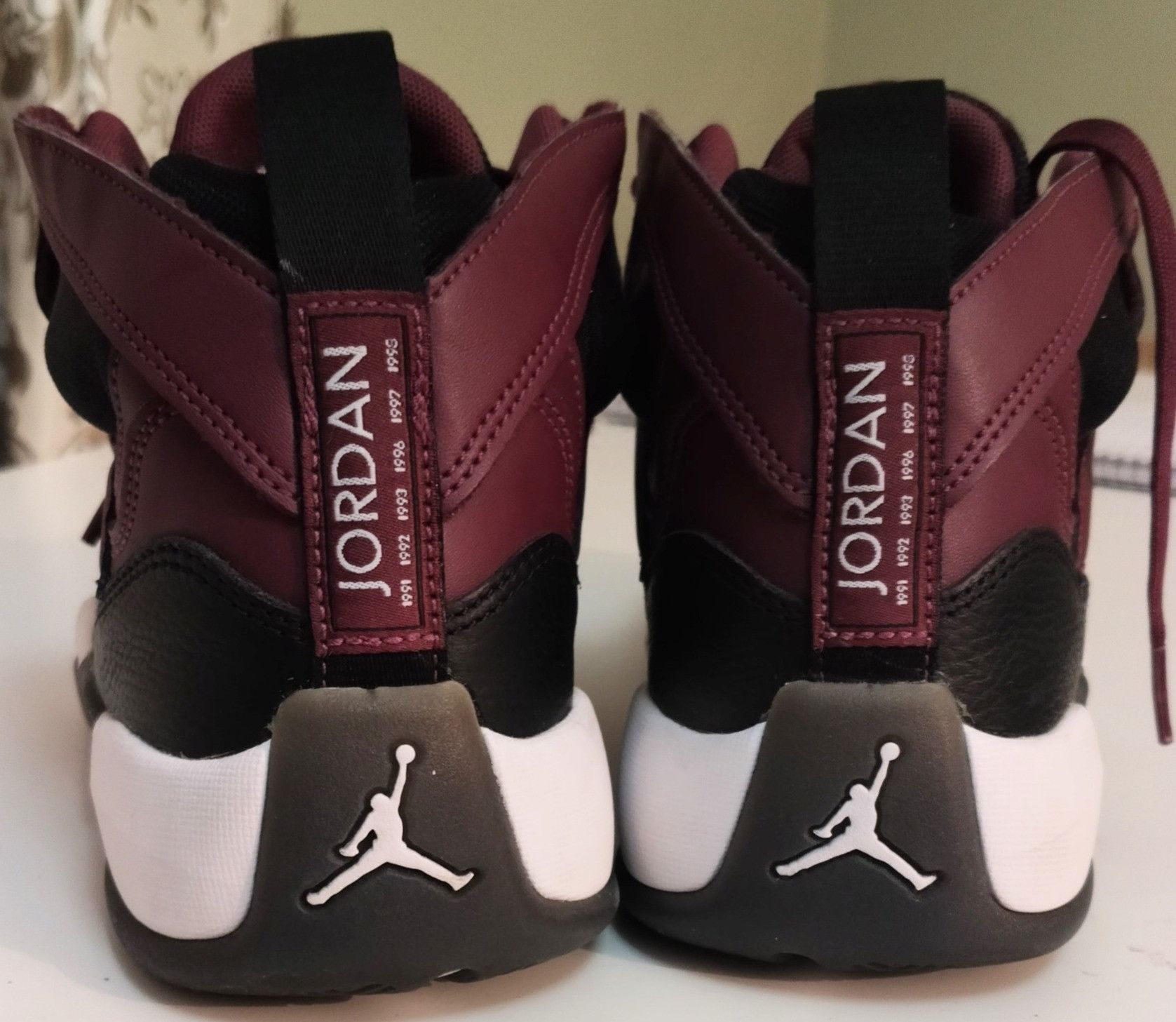 Nike Nike Jordan Two Trey UK 5.5 | Burgundy/Black Size US 8 / EU 41 - 3 Thumbnail