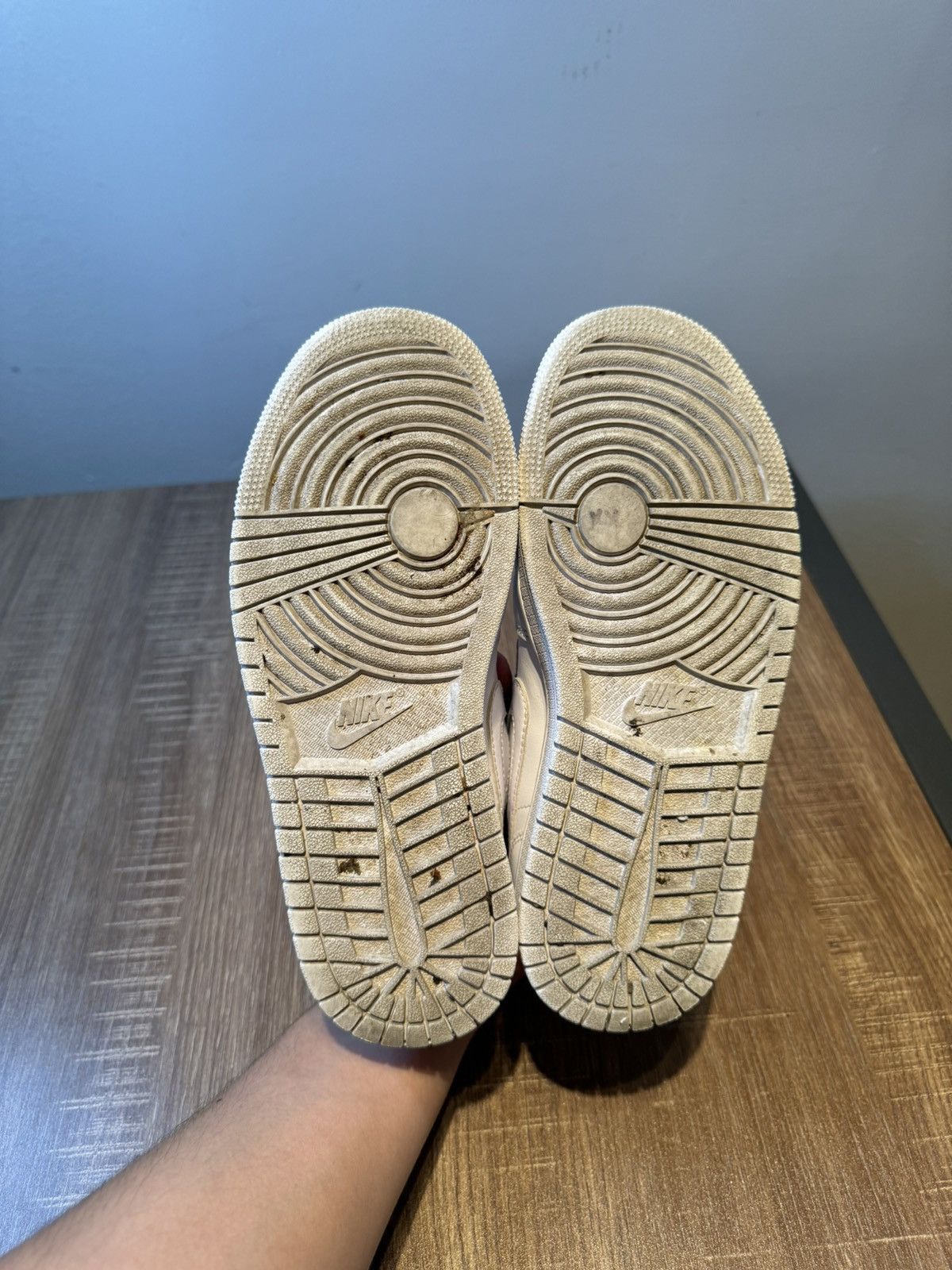 Jordan Brand Nike Air Jordan 1 Low Triple White Women’s Size 6 Sneakers Size US 6 / IT 36 - 6 Thumbnail