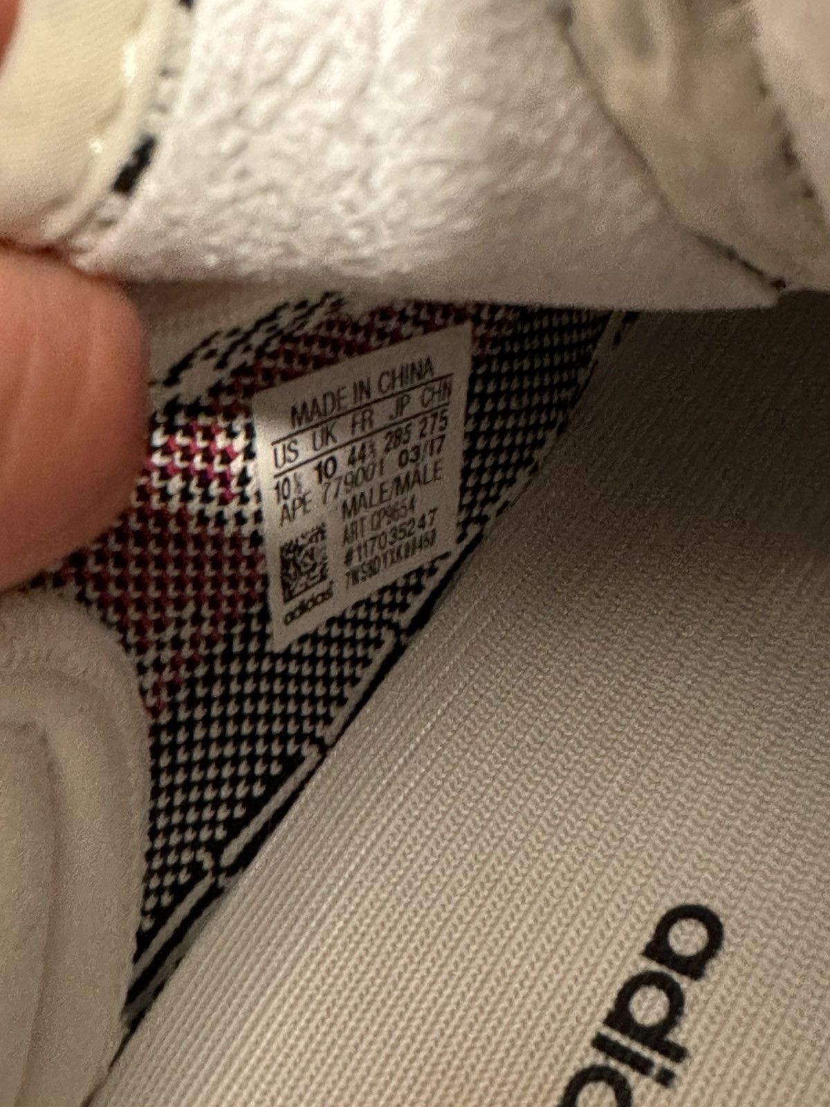 Adidas × Kanye West Adidas Yeezy Boost 350 v2 Zebra Size US 10.5 / EU 43-44 - 8 Thumbnail