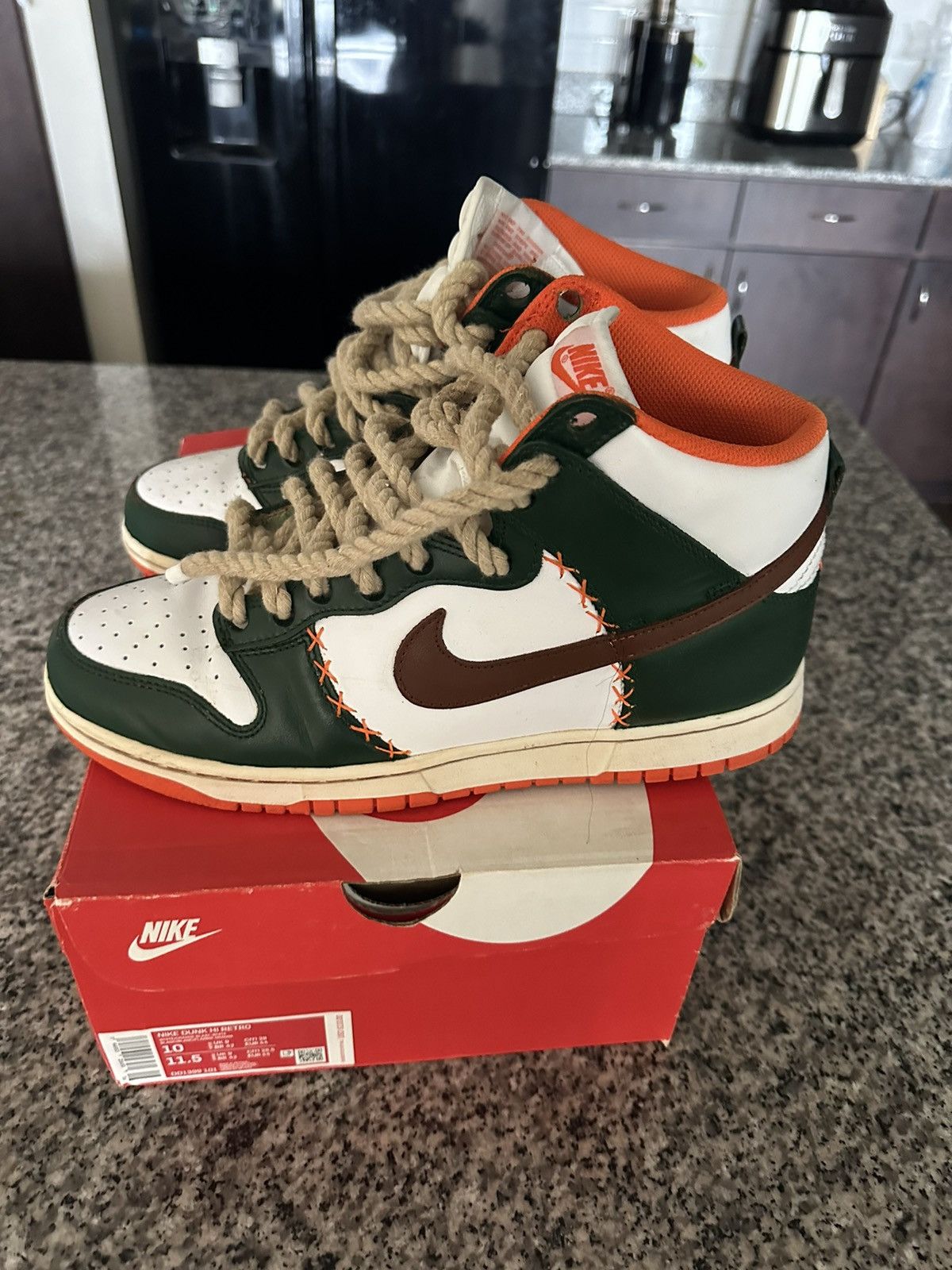 Nike NIKE CUSTOM DUNK HI Size US 10 / EU 43 - 1 Thumbnail