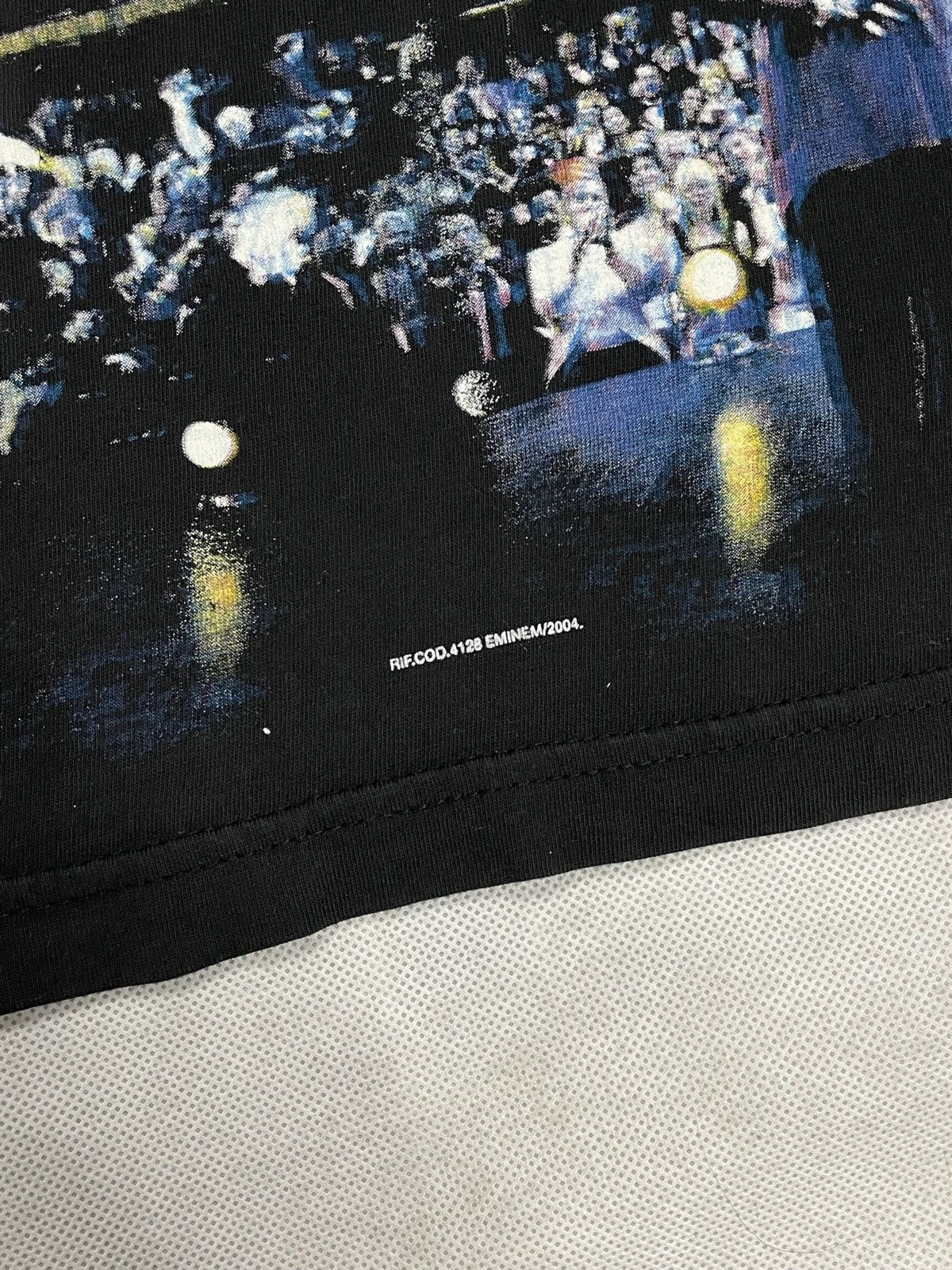 Eminem × Rap Tees × Vintage 💥Black Rare Vintage Eminem Encore 2004 T-shirt Rap Tee Y2k Size US L / EU 52-54 / 3 - 4 Thumbnail