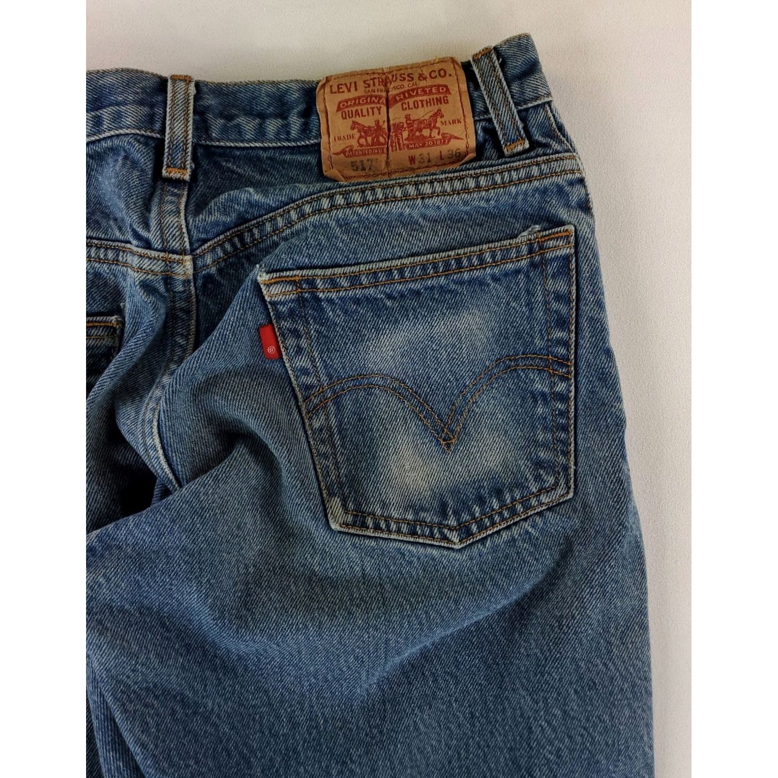 Levi's Levi's 517 Jeans Boot Cut Blue Mens 30 Inseam 35 Bootcut Jeans 30x35 Actual Men Blue 517 Jeans Boot Cut Mens 30x35 31x36 (30x35) Size US 30 / EU 46 - 6 Thumbnail