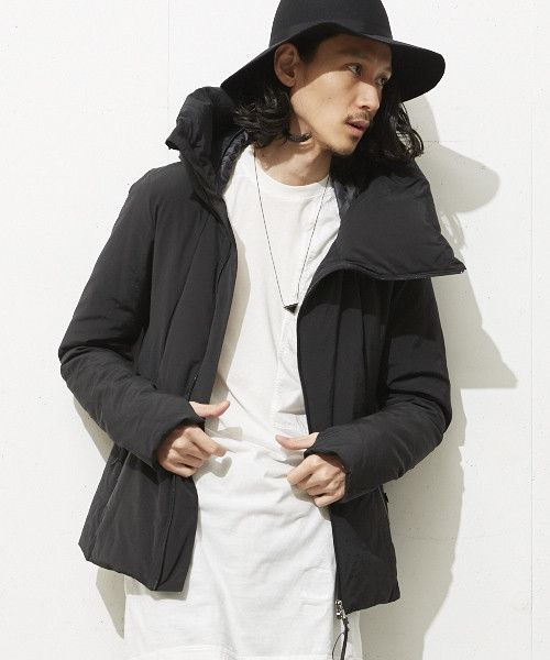 The Viridi-anne AW16 Down Vest JP 3 Fits US M Co/Ny Size US M / EU 48-50 / 2 - 14 Thumbnail