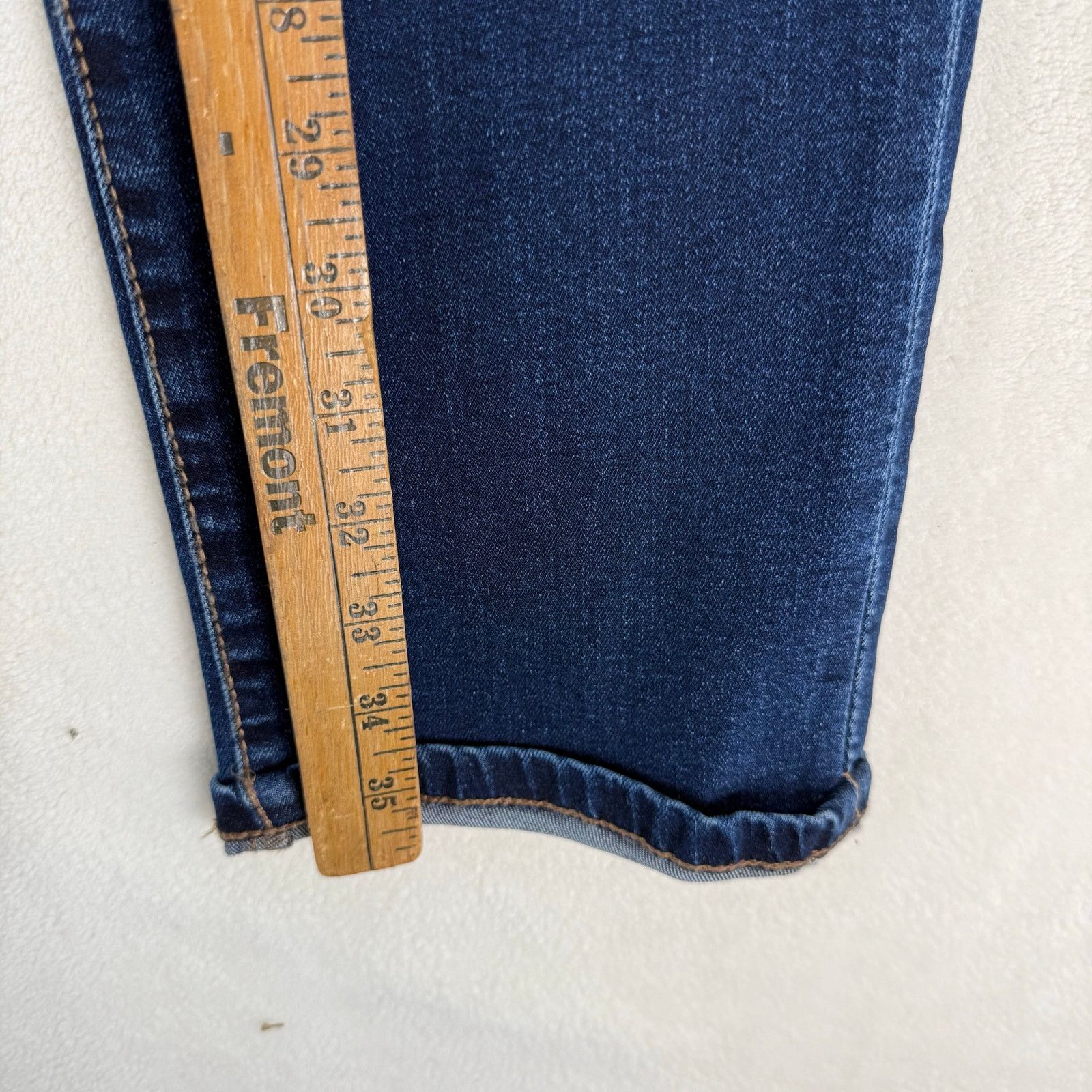 Joe's JOE'S WOMEN'S 28 LARA MID RISE STRAIGHT ANKLE JEANS MEDIUM W Size 28" / US 6 / IT 42 - 4 Thumbnail
