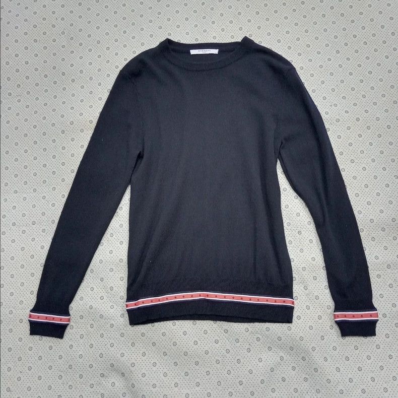 Givenchy Givenchy Autumn and Winter Couple's Small Five-pointed Sta Size US XS / EU 42 / 0 - 1 Thumbnail