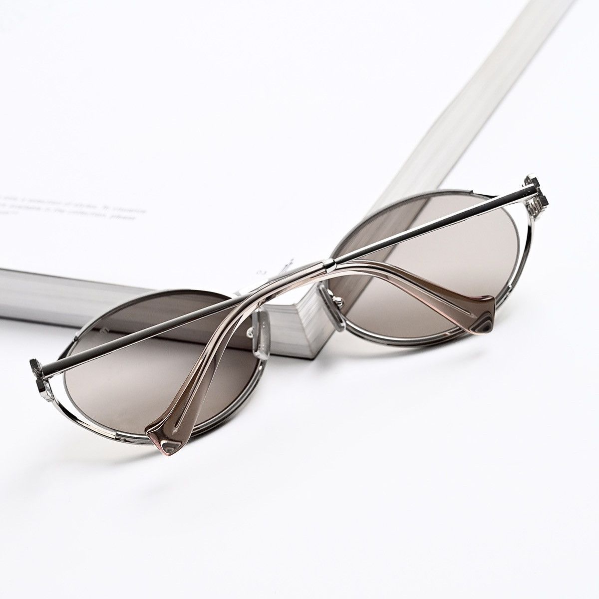 Miu Miu MIU MIU 0MU 52YS SUNGLASSES Size ONE SIZE - 8 Thumbnail