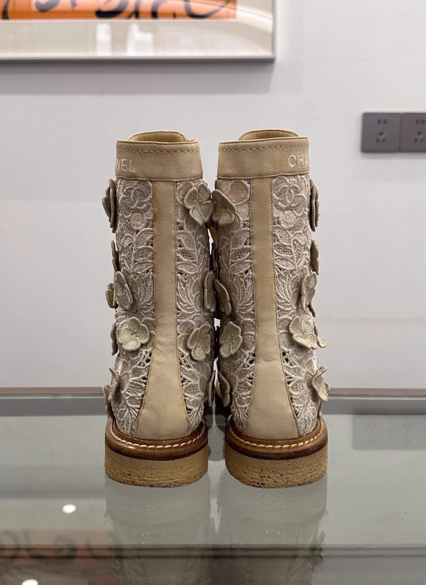 Chanel Chanel CC Logo Light Brown Knee Boots Women 37 NWT Size US 6.5 / IT 36.5 - 4 Thumbnail