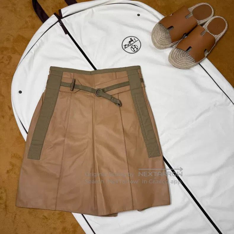 Hermes Hermes Fashion Color Blocked Sheepskin Short Pants Size 42" / US 20 - 1 Thumbnail