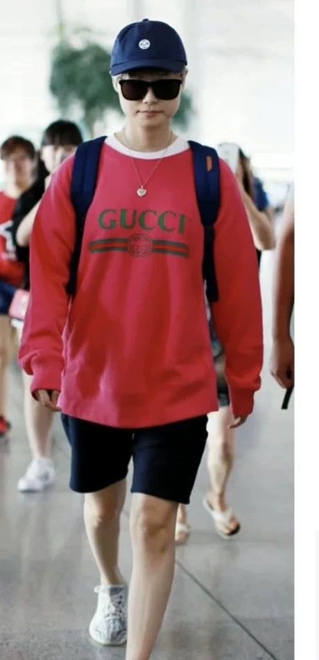 Gucci Gucci Red belt logo sequin sweatshirt 2504-Nextarrow Size US L / EU 52-54 / 3 - 8 Thumbnail
