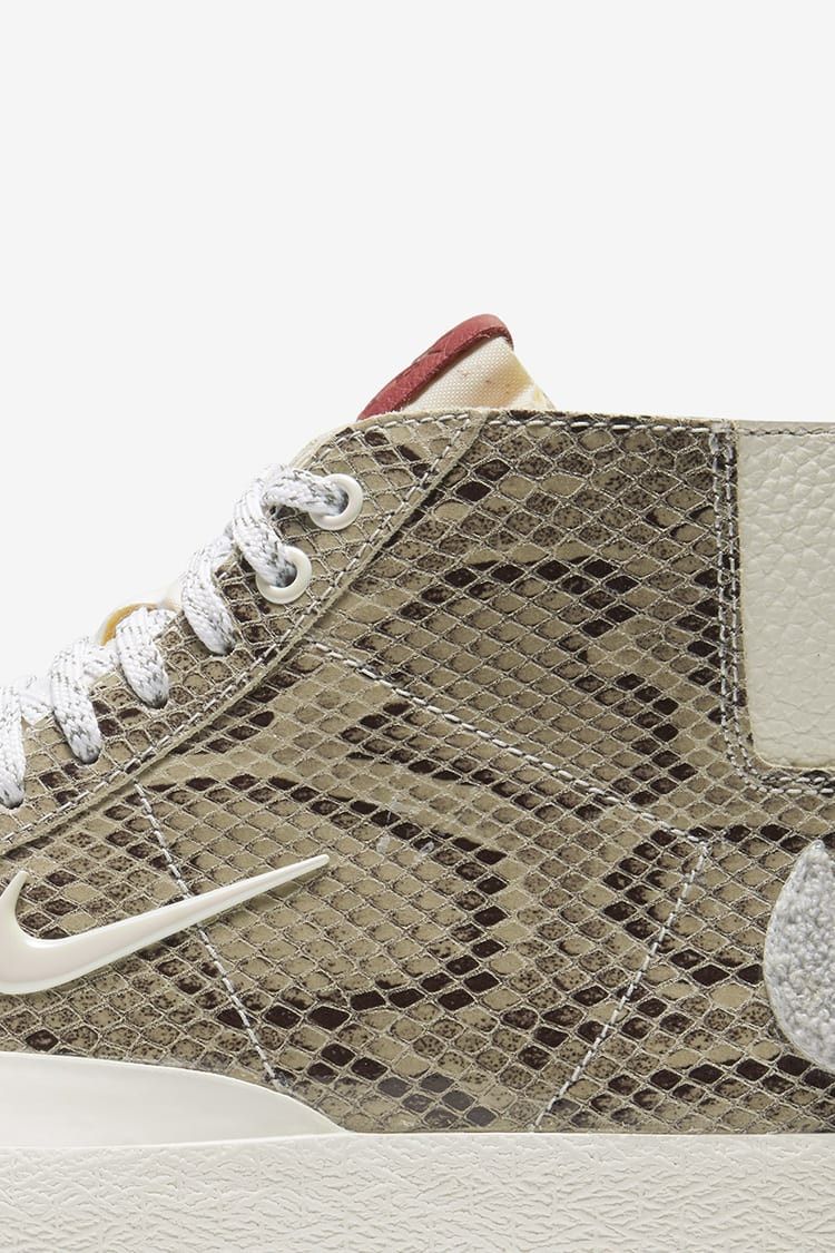 Nike × Soulland Nike SB x Soulland - Blazer Mid QS Size US 11 / EU 44 - 8 Thumbnail