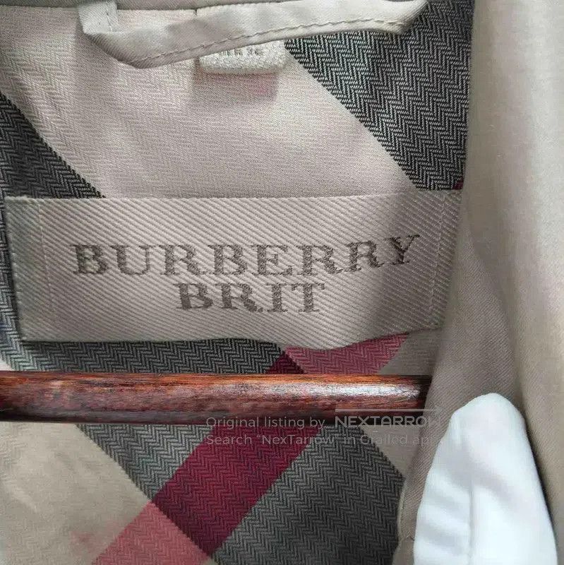 Burberry Burberry M Size Spring Autumn Light Beige Short Trench. Size M / US 6-8 / IT 42-44 - 3 Thumbnail