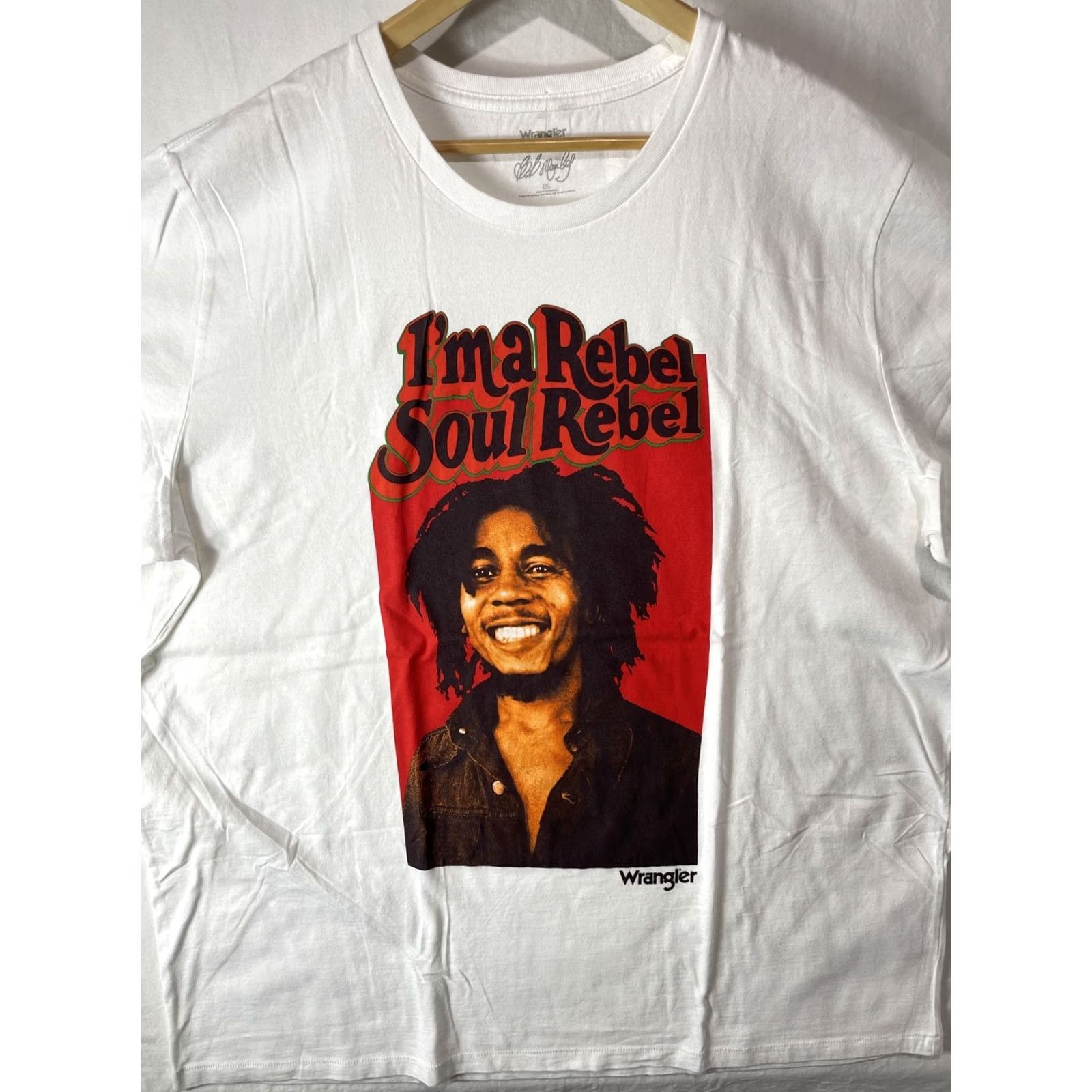 Wrangler VINTAGE Wrangler Bob Marley Shirt Mens 2XL XXL I’m A Soul Rebel Reggae Rasta White Adult Graphic Print T-Shirt Casual Logo Crew Neck Short Sleeve Size US XXL / EU 58 / 5 - 2 Thumbnail