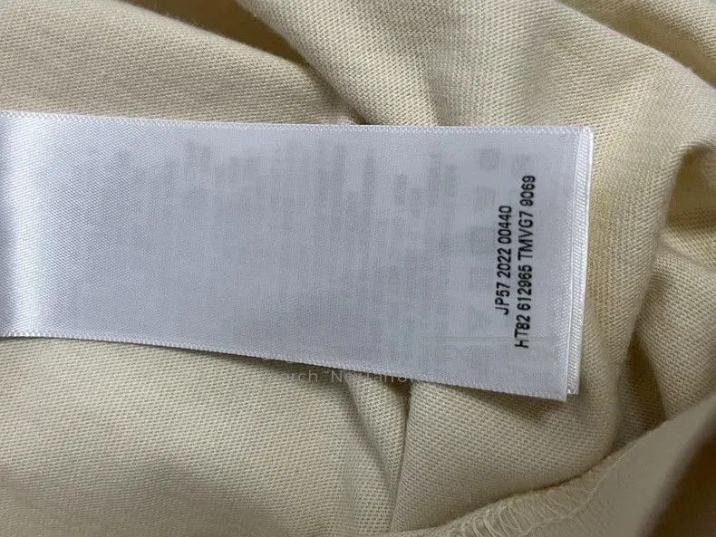 Balenciaga Balenciaga Beige BB Logo Short Sleeve Tee. Size US M / EU 48-50 / 2 - 6 Thumbnail