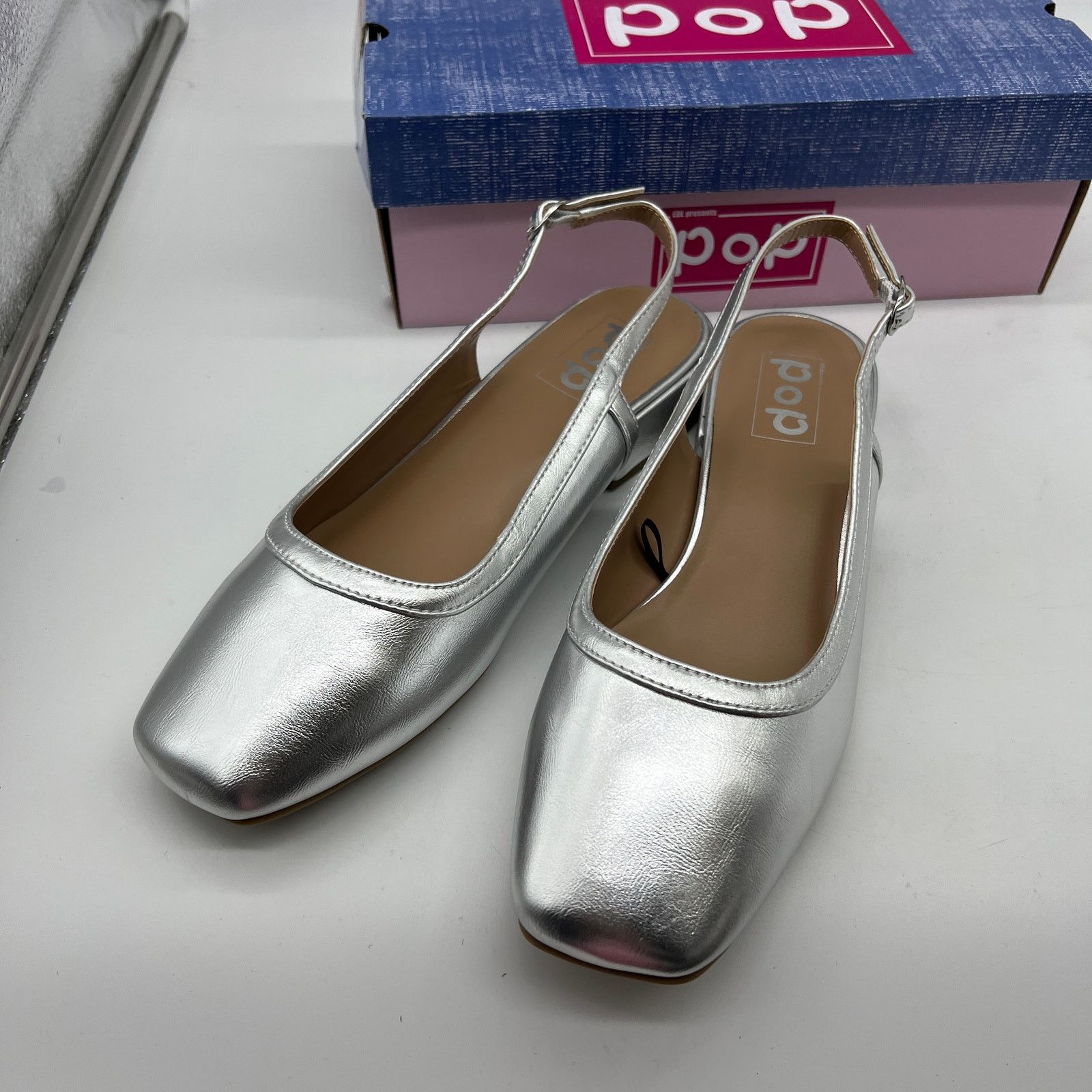 Other Pop Tameo Women's Casual Shoes Closed Toe Silver Size 10M Size US 10 / IT 40 - 5 Thumbnail