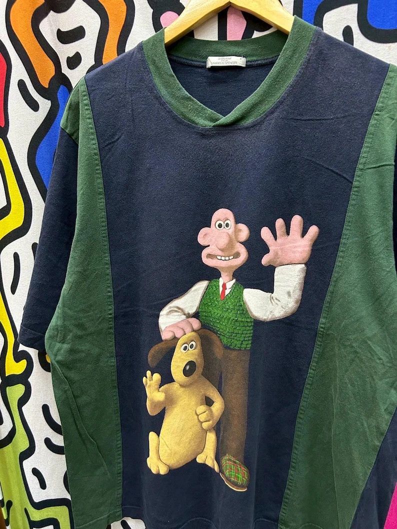 Vintage Vintage 2000s Wallace & Gormit tshirt size XL Size US XL / EU 56 / 4 - 1 Thumbnail