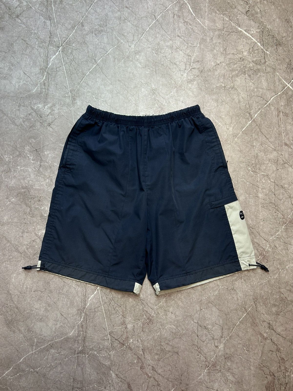 Nike × Vintage Vintage Nike shorts Sun faded streetwear swoosh Y2k size L Size US 32 / EU 48 - 1 Thumbnail