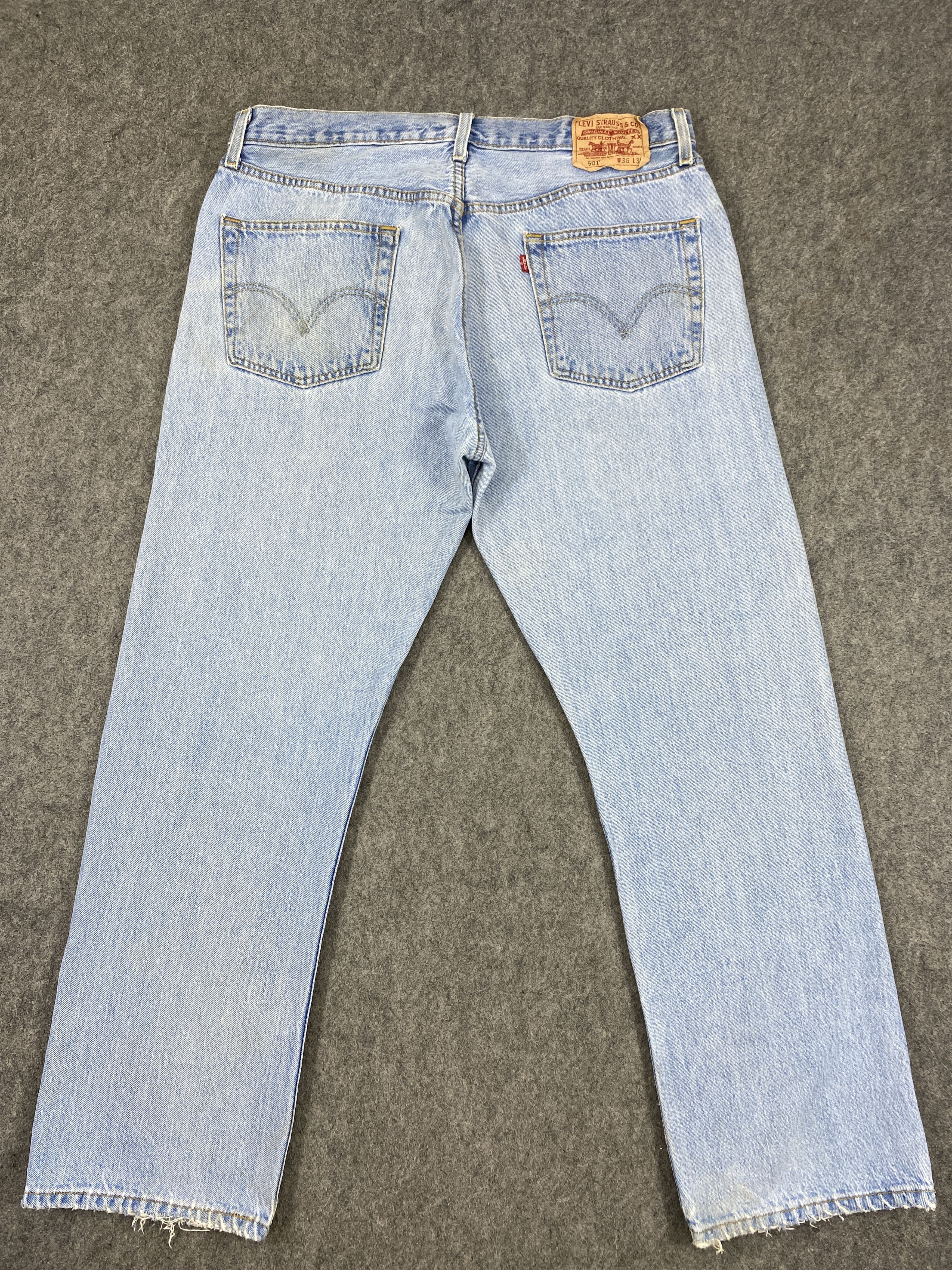 Levi's Light Blue Wash Vintage Levi's 501 37x30.5 Denim -JN2444 Size US 37 - 2 Thumbnail