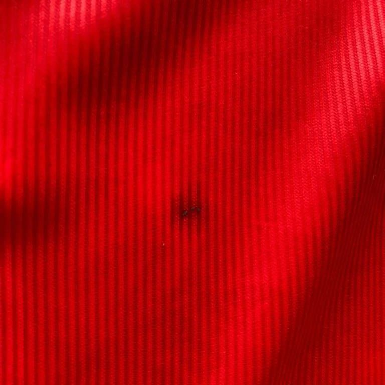 Other SIGNED Hannover 2002-03 Uhlsport home football jersey size M Size US M / EU 48-50 / 2 - 5 Thumbnail