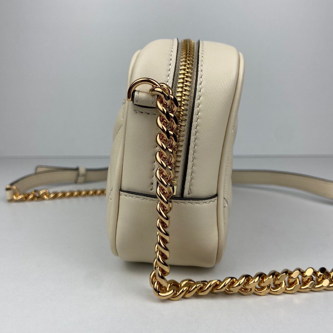 Versace VERSACE Quilted Shoulder Bag Size ONE SIZE - 6 Thumbnail