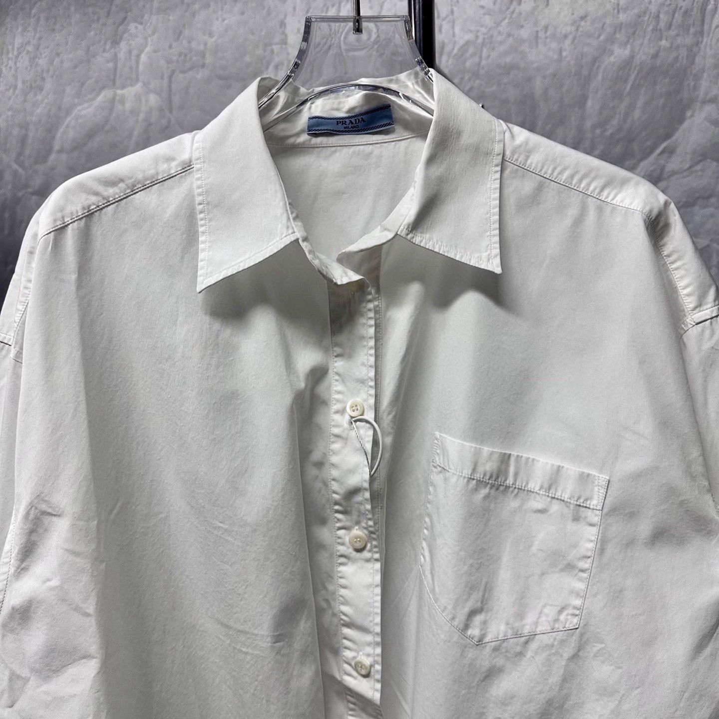 Prada prada pocket logo embroidered shirt in white Size US S / EU 44-46 / 1 - 3 Thumbnail