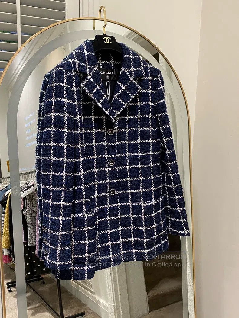 Chanel Chanel 24-year-old blue plaid lapel jacket Size XS / US 0-2 / IT 36-38 - 1 Thumbnail