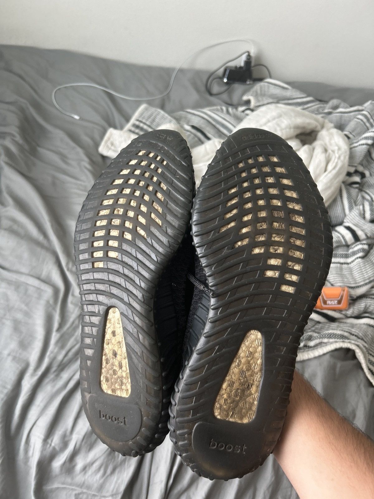Adidas Yeezy Boost 350 V2 Size US 12.5 / EU 45-46 - 3 Thumbnail