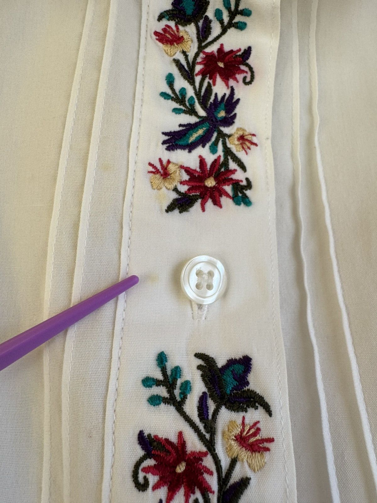 Vintage White Stag women’s L floral embroidered pleated button up Size L / US 10 / IT 46 - 5 Thumbnail