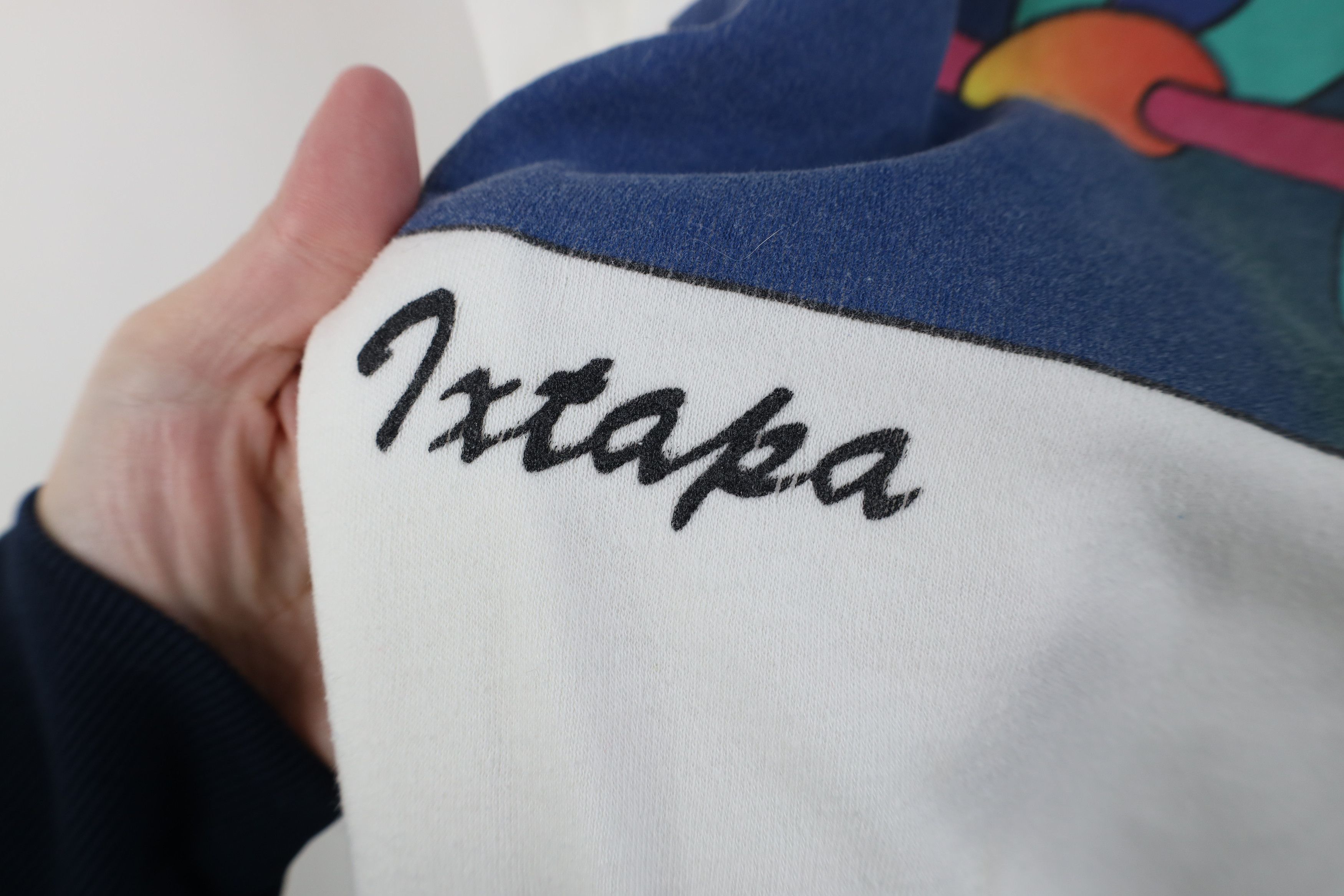 Vintage Vintage 80s 90s Dolman Sleeve Ixtapa Parrot Beach T-Shirt Size M / US 6-8 / IT 42-44 - 5 Thumbnail