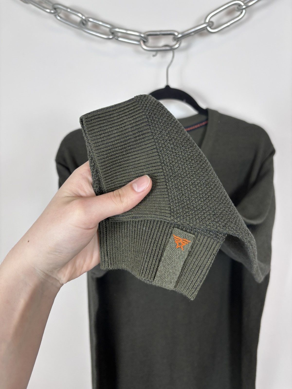 Avirex Avirex Men’s Khaki Green V-Neck Sweater Pullover Military Size US XL / EU 56 / 4 - 7 Thumbnail